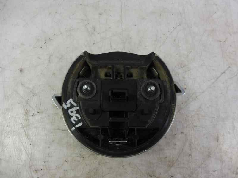 Recambio de maneta exterior porton para opel corsa e selective referencia OEM IAM 563697283  