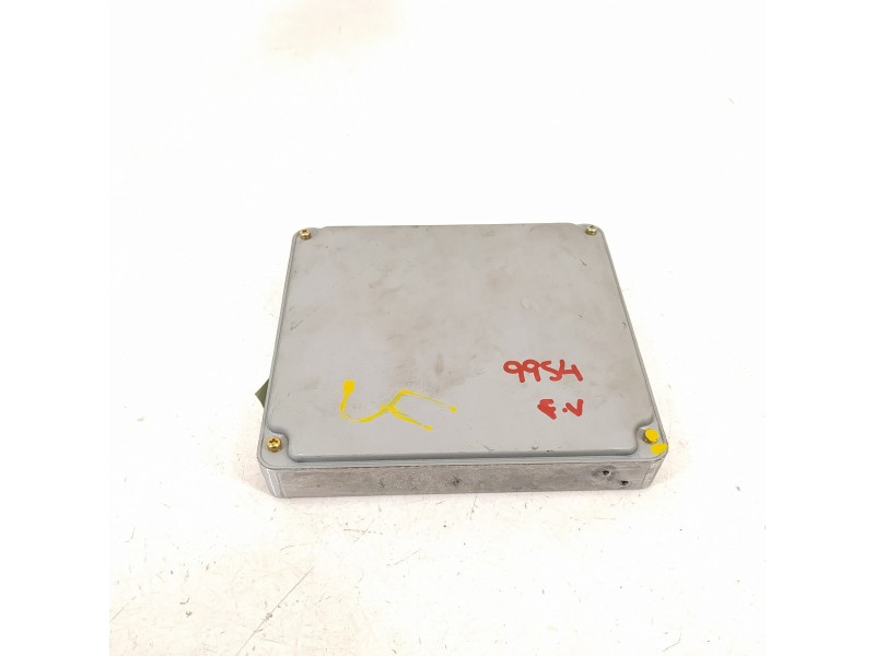 Recambio de centralita motor uce para toyota avensis berlina (t25) 2.0 d4-d executive sedán (4-ptas) referencia OEM IAM 88661056
