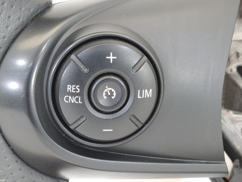 Recambio de volante para bmw mini clubmancooper sd sd clubman referencia OEM IAM 6234216 632776300D 