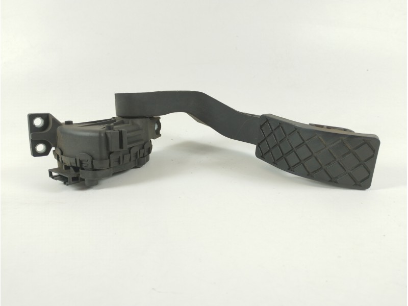 Recambio de potenciometro pedal para audi a8 (4e2) 3.0 tdi quattro referencia OEM IAM 4E1723523E  