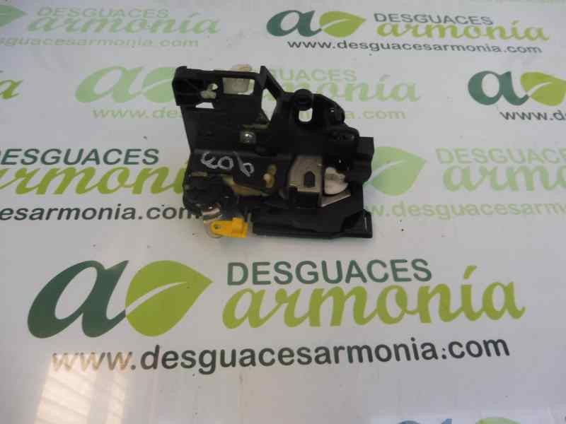 Recambio de cerradura puerta trasera izquierda para dacia sandero ambiance referencia OEM IAM   