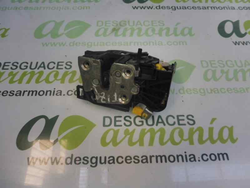 Recambio de cerradura puerta trasera izquierda para dacia sandero ambiance referencia OEM IAM   