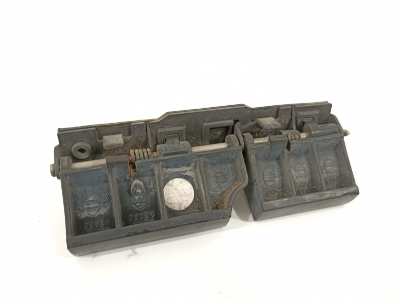Recambio de maneta exterior porton para hyundai tucson (jm) 2.0 crdi comfort (4wd) referencia OEM IAM 812602E000  
