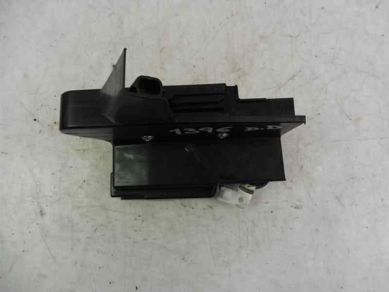Recambio de cerradura puerta delantera derecha para dacia sandero stepway referencia OEM IAM 805026816RF  