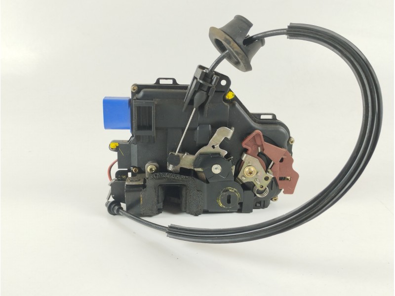 Recambio de cerradura puerta trasera derecha para audi a8 (4e2) 3.0 tdi quattro referencia OEM IAM 4E0839016  