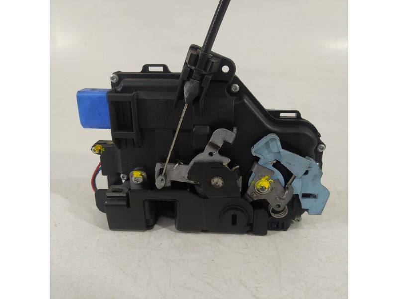 Recambio de cerradura puerta trasera derecha para skoda octavia berlina (1z3) family referencia OEM IAM   