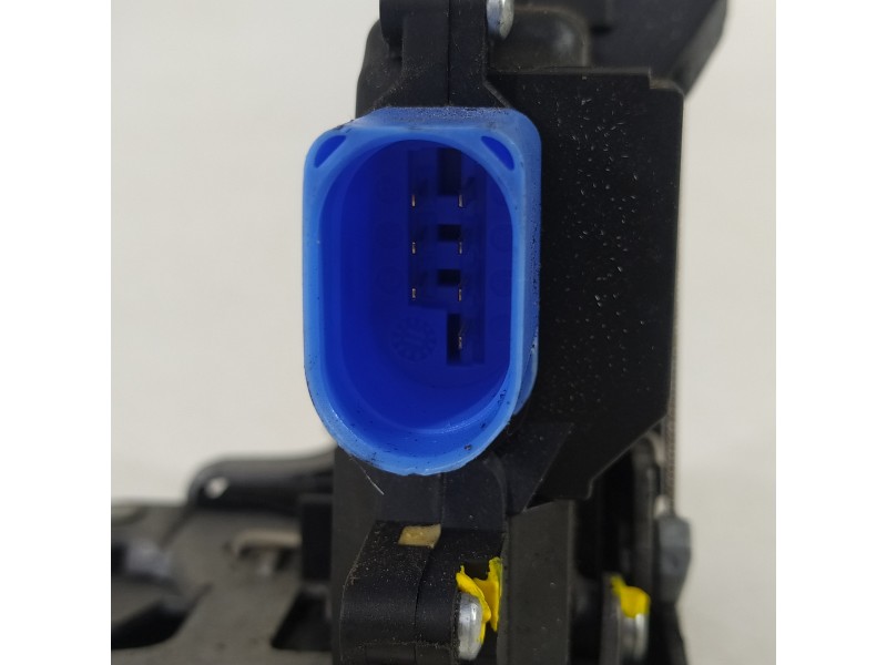 Recambio de cerradura puerta trasera derecha para skoda octavia berlina (1z3) family referencia OEM IAM   