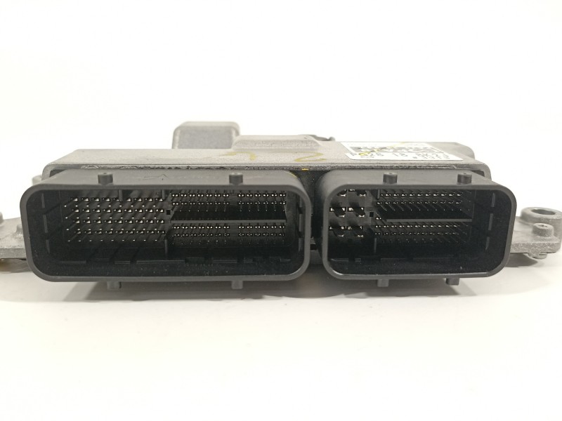 Recambio de centralita motor uce para mazda cx-30 zenith referencia OEM IAM PAJ918881 2798003720 
