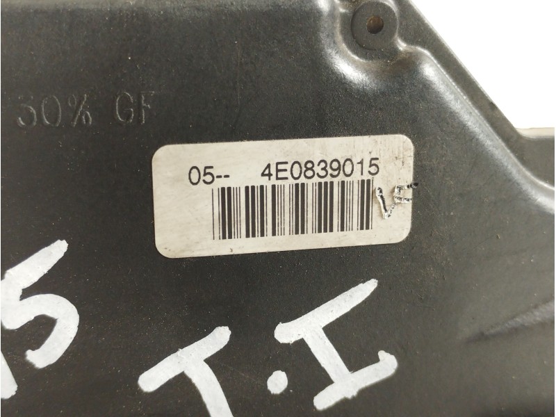 Recambio de cerradura puerta trasera izquierda para audi a8 (4e2) 3.0 tdi quattro referencia OEM IAM 4E0839015  