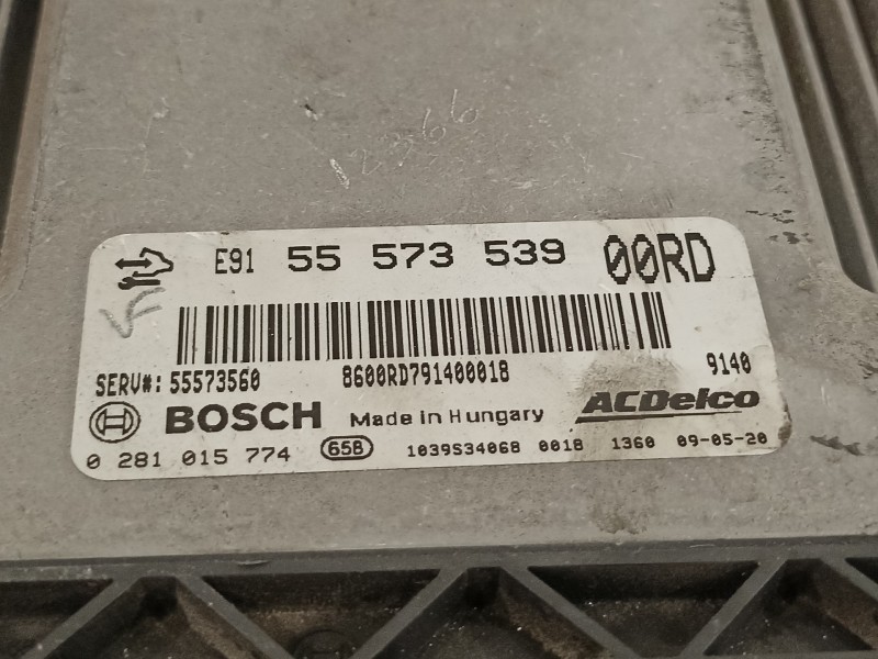 Recambio de centralita motor uce para opel insignia berlina cosmo referencia OEM IAM 55573539 0281015774 