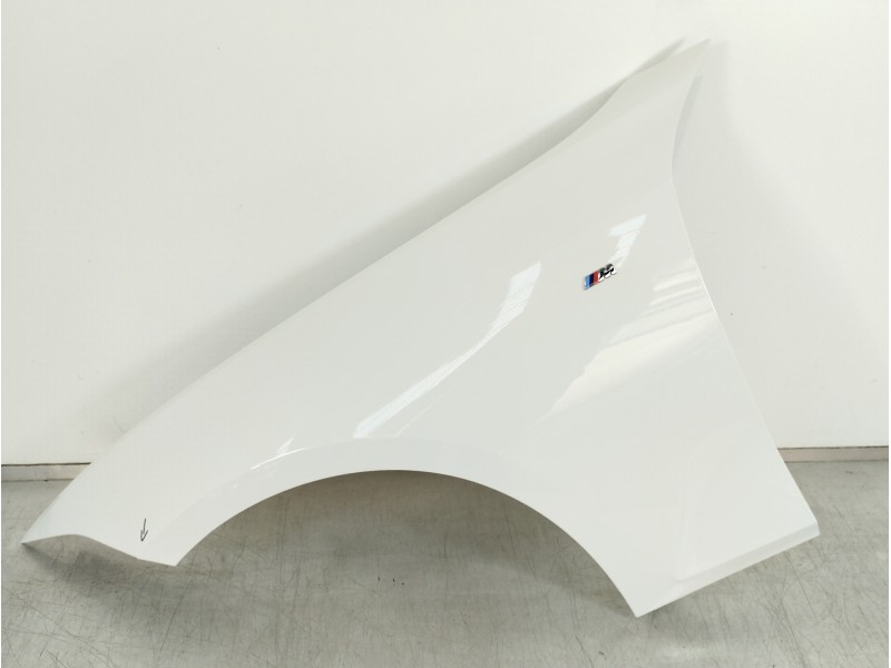 Recambio de aleta delantera izquierda para bmw serie 3 berlina (g20) 318d referencia OEM IAM 7419395  