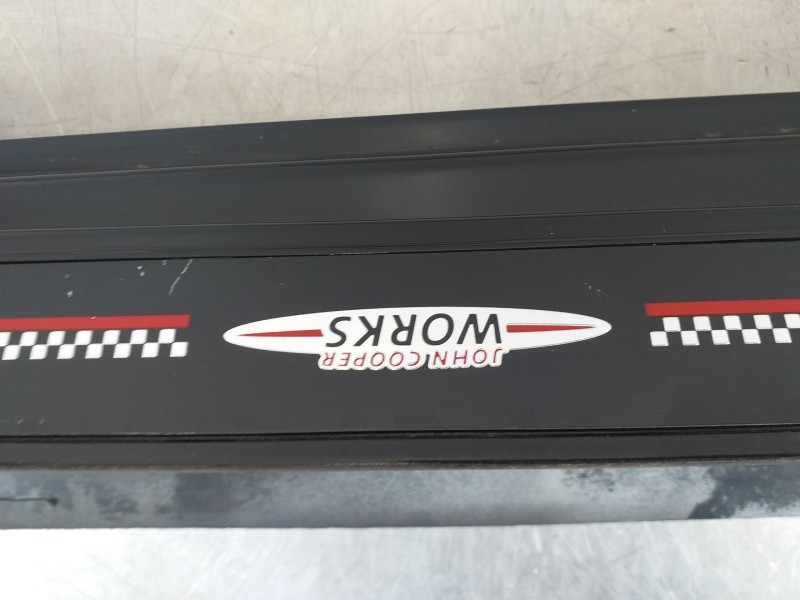 Recambio de faldon lateral para bmw mini clubmancooper sd sd clubman referencia OEM IAM 114129 7348914 