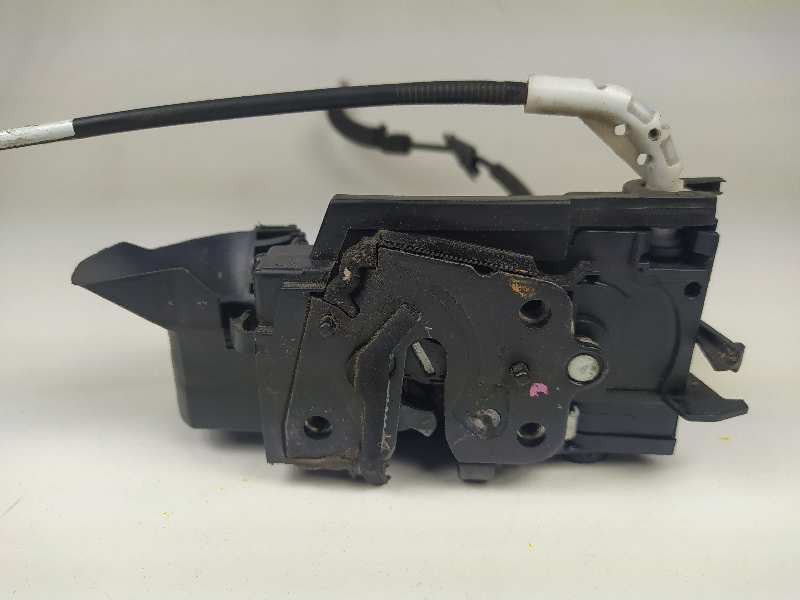 Recambio de cerradura puerta delantera derecha para peugeot 308 gt line referencia OEM IAM 9810309380  