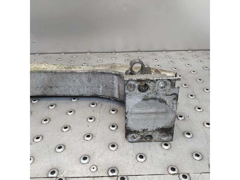 Recambio de refuerzo paragolpes delantero para audi a8 (4e2) 3.0 tdi quattro referencia OEM IAM 4E0807115  