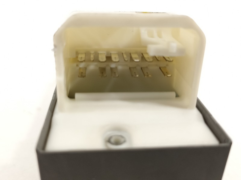 Recambio de mando elevalunas delantero izquierdo para toyota rav 4 (a3) executive referencia OEM IAM 8482012520  