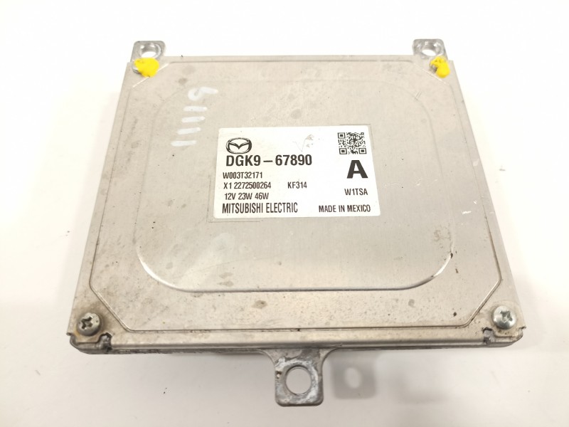 Recambio de centralita faros xenon para mazda cx-30 zenith referencia OEM IAM DGK967890  