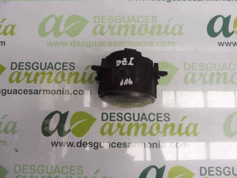 Recambio de faro antiniebla izquierdo para suzuki swift azg (nz) gl referencia OEM IAM   