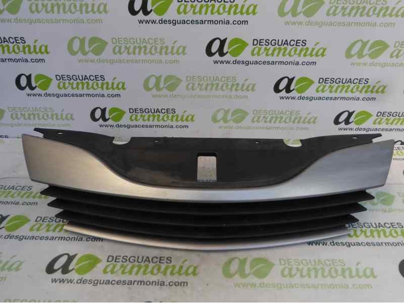 Recambio de rejilla delantera para renault laguna ii (bg0) authentique referencia OEM IAM 8200012581  
