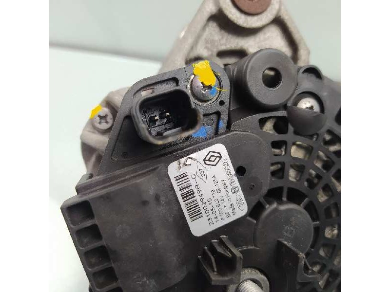 Recambio de alternador para dacia sandero stepway prestige referencia OEM IAM 231002949R  