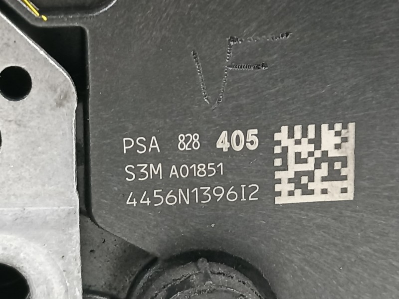 Recambio de cerradura puerta delantera derecha para citroën berlingo station wagon feel referencia OEM IAM 9135EA 828405 