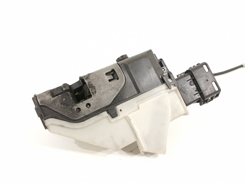 Recambio de cerradura puerta delantera derecha para citroën berlingo station wagon feel referencia OEM IAM 9135EA 828405 