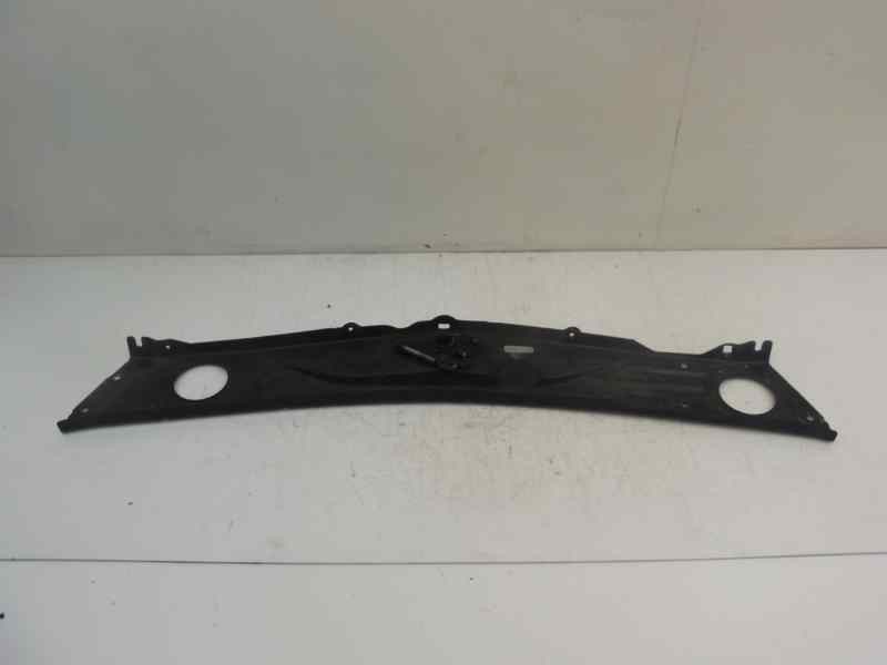 Recambio de travesaño superior para peugeot 205 berlina xad / xad multi referencia OEM IAM   