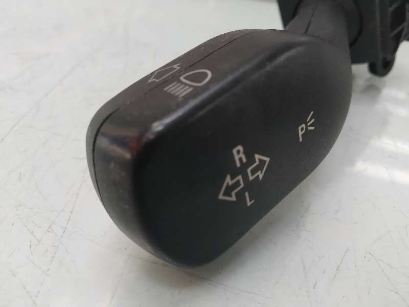 Recambio de mando intermitentes para bmw serie 3 berlina (e46) 318i referencia OEM IAM 8363662K  