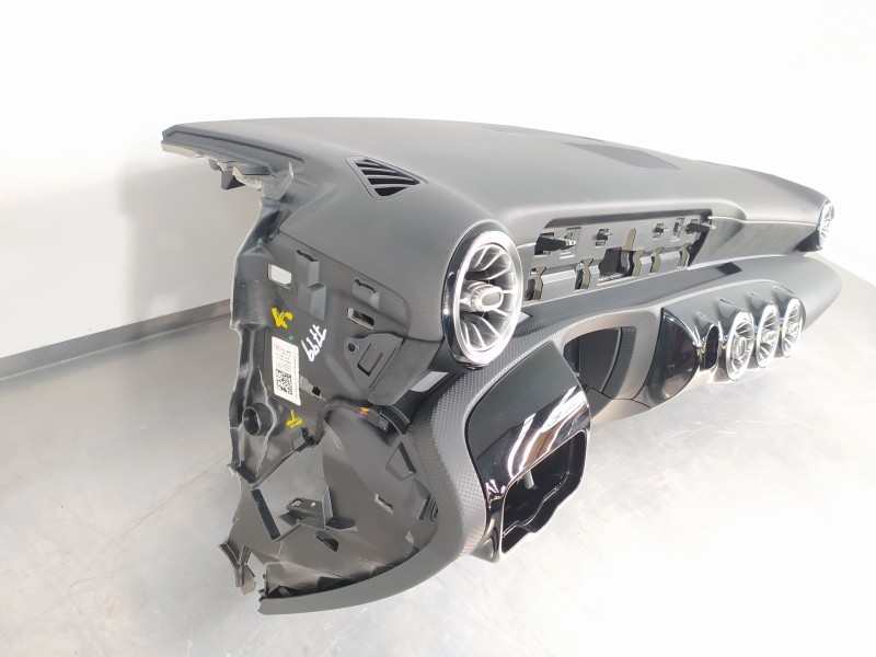 Recambio de salpicadero para mercedes-benz clase a (bm 177) a 180 d (177.003) referencia OEM IAM 1776806302 A1778602601 
