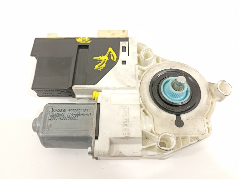 Recambio de motor elevalunas delantero derecho para peugeot 307 berlina (s2) xs referencia OEM IAM 9681587280  