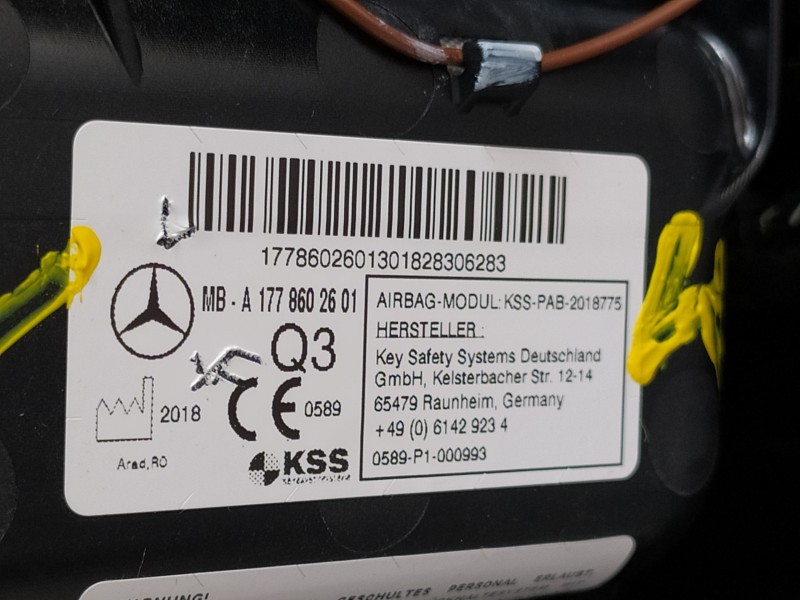 Recambio de salpicadero para mercedes-benz clase a (bm 177) a 180 d (177.003) referencia OEM IAM 1776806302 A1778602601 
