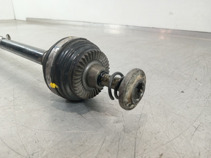 Recambio de transmision trasera izquierda para bmw serie 3 berlina (g20) 318d referencia OEM IAM 848260301  