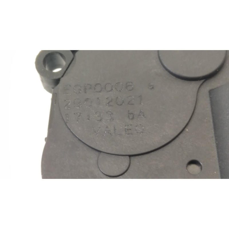 Recambio de motor apertura trampillas climatizador para bmw serie 3 berlina (g20) 318d referencia OEM IAM T52579A EGP0006 290120