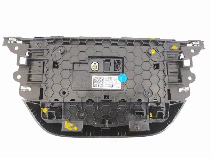 Recambio de pantalla multifuncion para opel corsa f referencia OEM IAM 39185456  