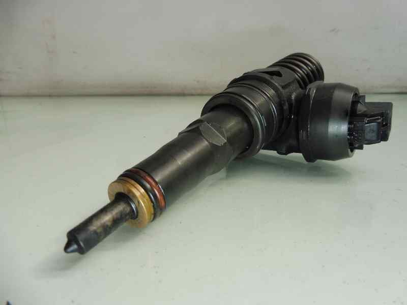 Recambio de inyector para seat leon (1p1) reference referencia OEM IAM 038130073AG 0414720215 