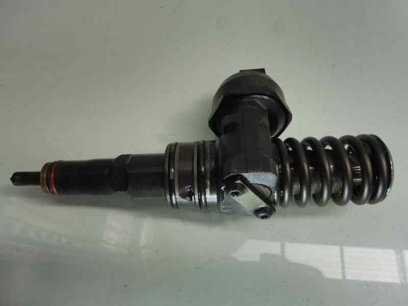 Recambio de inyector para seat leon (1p1) reference referencia OEM IAM 038130073AG 0414720215 