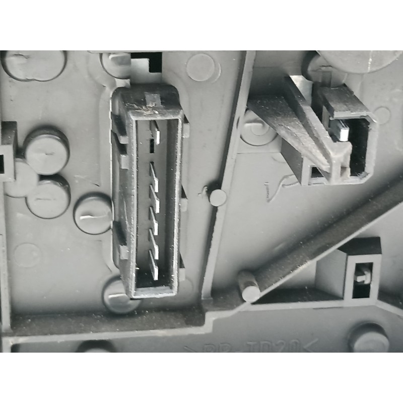 Recambio de piloto trasero izquierdo para peugeot 306 berlina 3/5 puertas (s1) style dt referencia OEM IAM 6350H7  