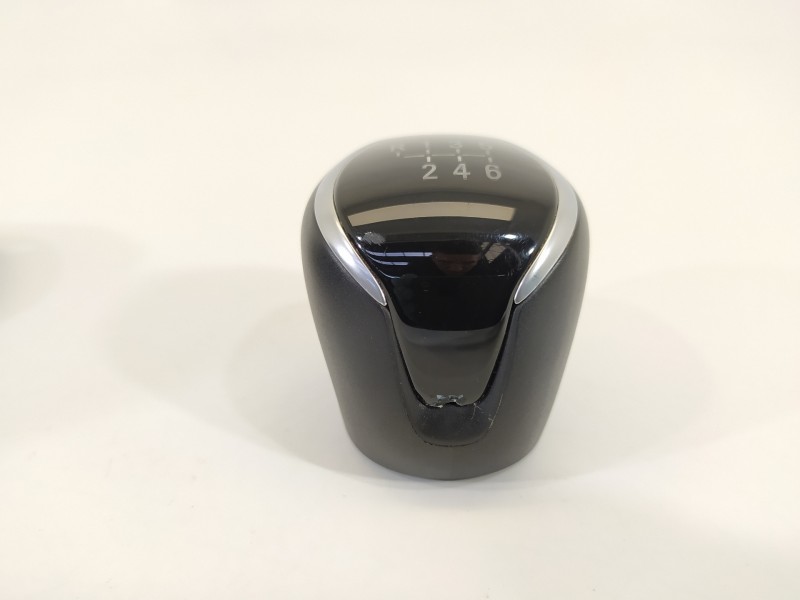 Recambio de pomo palanca cambio para opel corsa f referencia OEM IAM 565537081 98298161ZD 