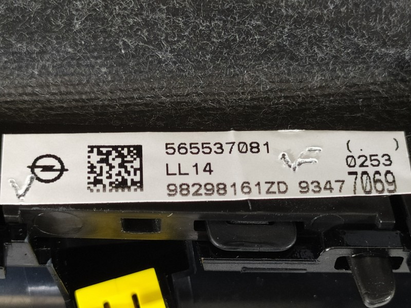 Recambio de pomo palanca cambio para opel corsa f referencia OEM IAM 565537081 98298161ZD 