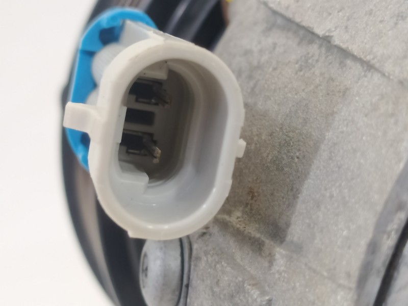 Recambio de compresor aire acondicionado para opel vectra c berlina elegance referencia OEM IAM 13197197  