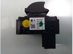 Recambio de mando elevalunas trasero derecho para citroën c4 lim. collection referencia OEM IAM 96657926XT 529076433 28209897 2