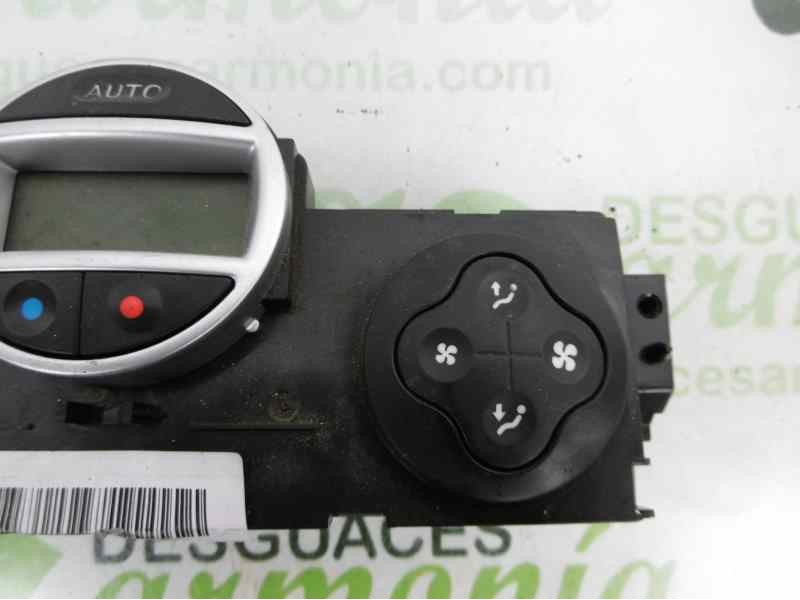 Recambio de mando climatizador para renault scenic ii luxe privilege referencia OEM IAM 8200501465  