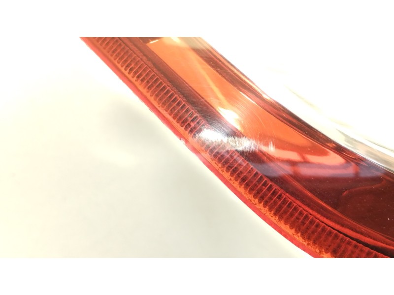 Recambio de piloto trasero izquierdo para ford focus lim. (cb4) trend referencia OEM IAM 8M5113405A  