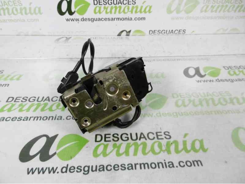 Recambio de cerradura puerta trasera derecha para renault megane ii berlina 5p confort dynamique referencia OEM IAM 8200212467  