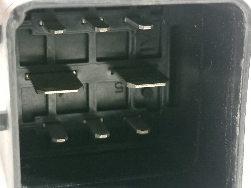 Recambio de caja precalentamiento para peugeot partner kasten confort l1 referencia OEM IAM 9802424080 51299065 