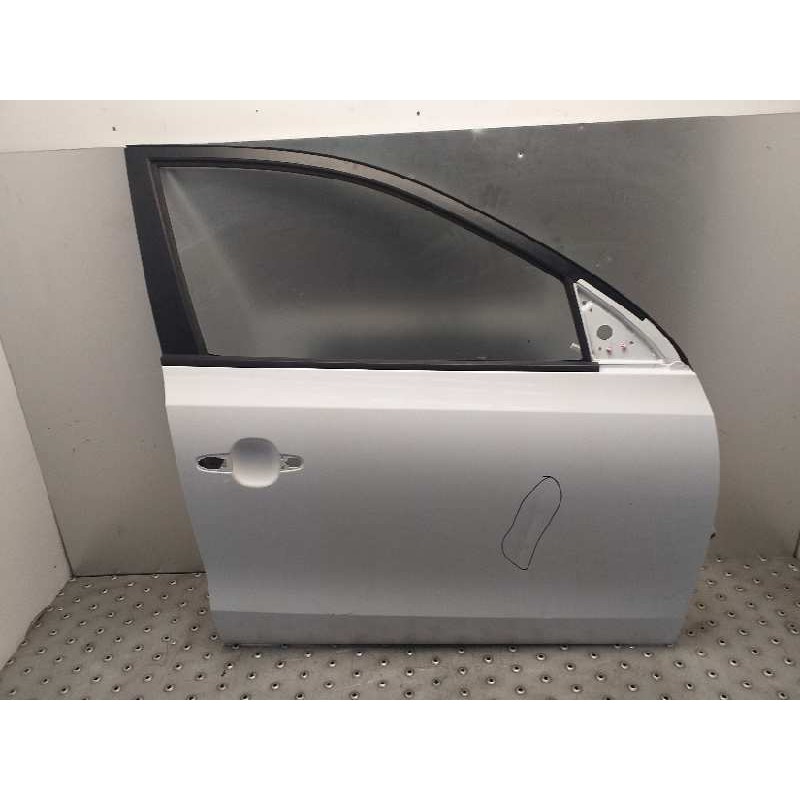 Recambio de puerta delantera derecha para hyundai i30 classic referencia OEM IAM   