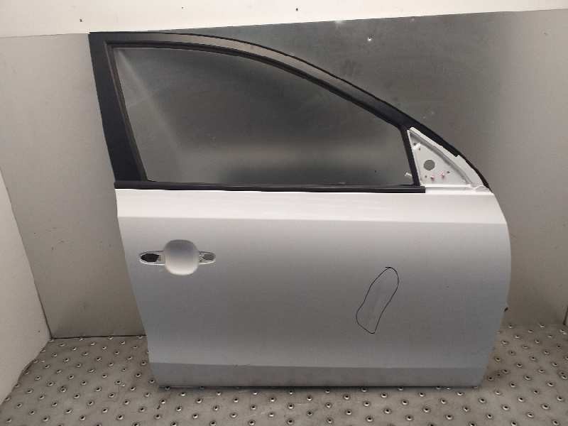 Recambio de puerta delantera derecha para hyundai i30 classic referencia OEM IAM   