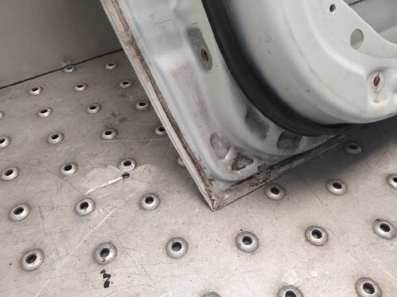 Recambio de puerta delantera derecha para hyundai i30 classic referencia OEM IAM   