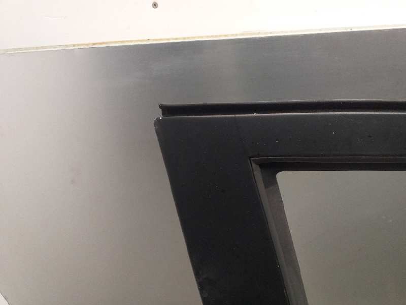 Recambio de puerta delantera derecha para hyundai i30 classic referencia OEM IAM   