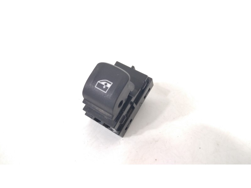 Recambio de mando elevalunas delantero derecho para bmw serie 3 berlina (g20) 318d referencia OEM IAM 7950756  