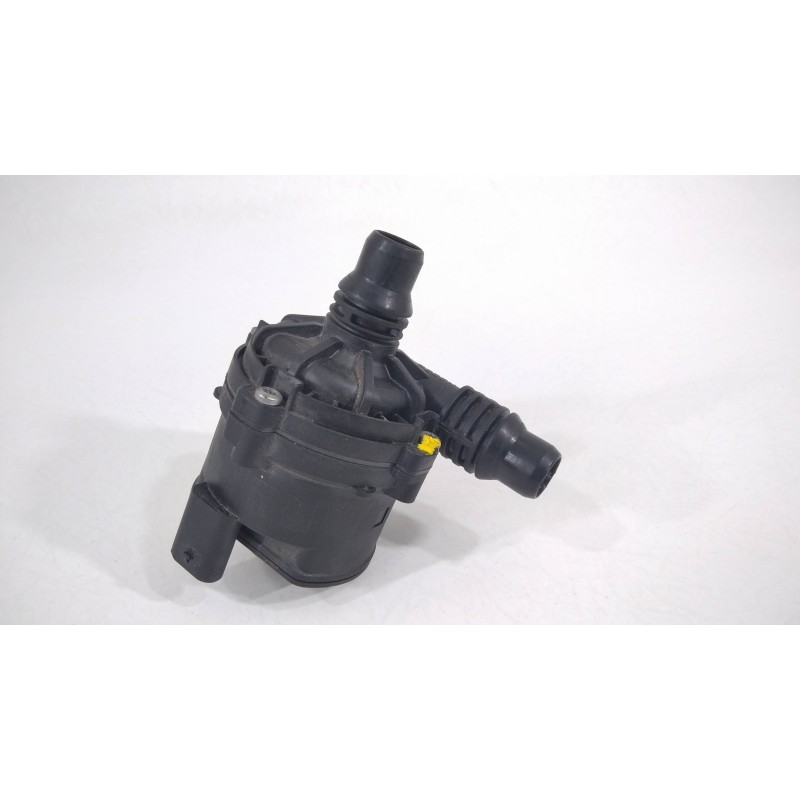 Recambio de bomba agua para bmw serie 3 berlina (g20) 318d referencia OEM IAM 8474820 0392023440 